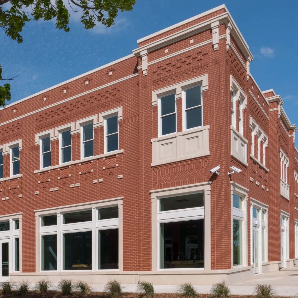 Parker Square - Fabricated Stone Design to Hightlight Intricate Brickwork - Innovative Engineering